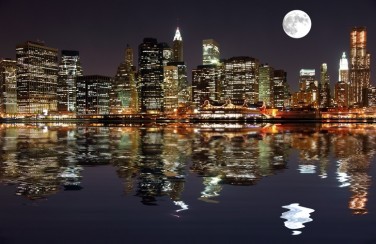 3D Ковер «Луна над ночным городом»
