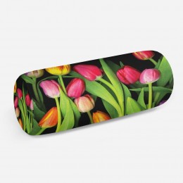 3D подушка-валик «Тюльпаны на темном фоне»