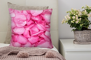 3D Подушка «Розовые лепестки в росе» вид 4